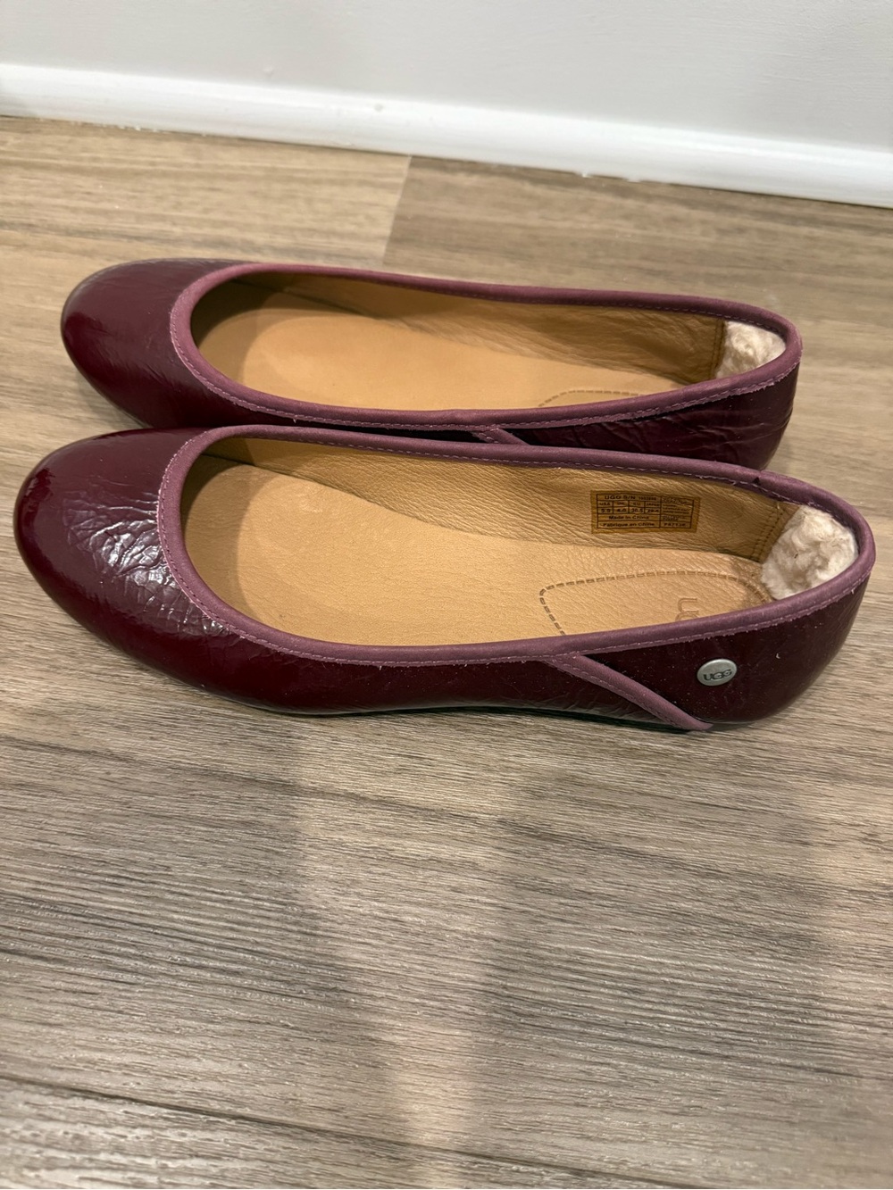 UGG Women's Wine Patent Ballet Flats with Shearling Collar - Picture 2 of 3
